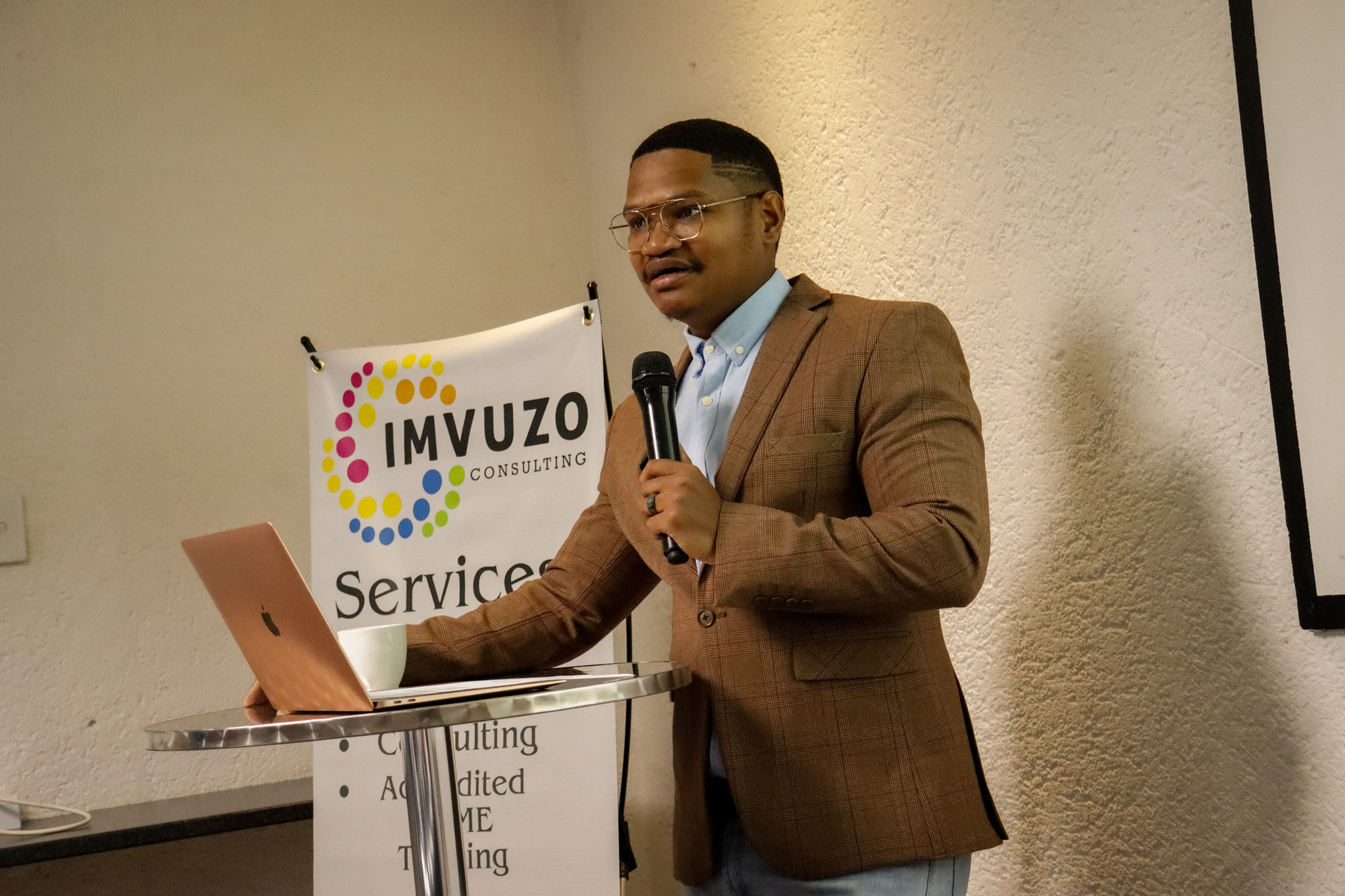 Corporate business summit photography 10